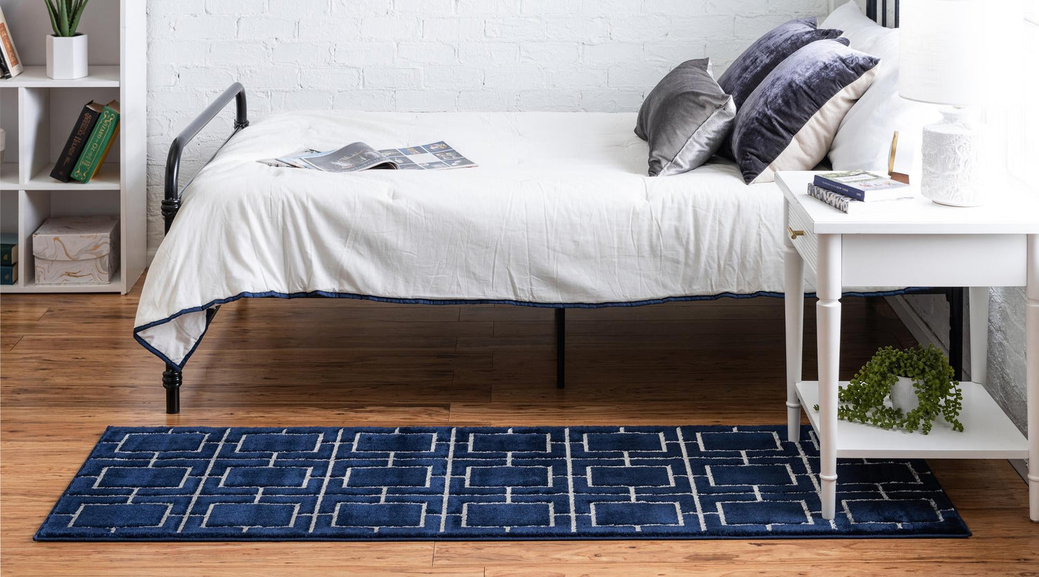 Navy Blue Silver 2' x 10' Marilyn Monroe Glam Runner Area Rug 70% Polypropylene & 30% Polyester Vivid Geometric Modern Carpet for Interior Home Decor for Sale at Rug Engine