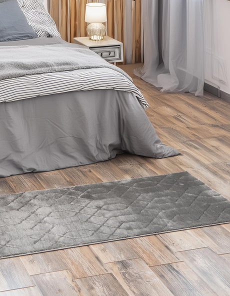 Gray Silver 2' 7 x 12' Marilyn Monroe Glam Runner Area Rug 70% Polypropylene & 30% Polyester Vivid Geometric Modern Carpet for Interior Home Decor for Sale at Rug Engine
