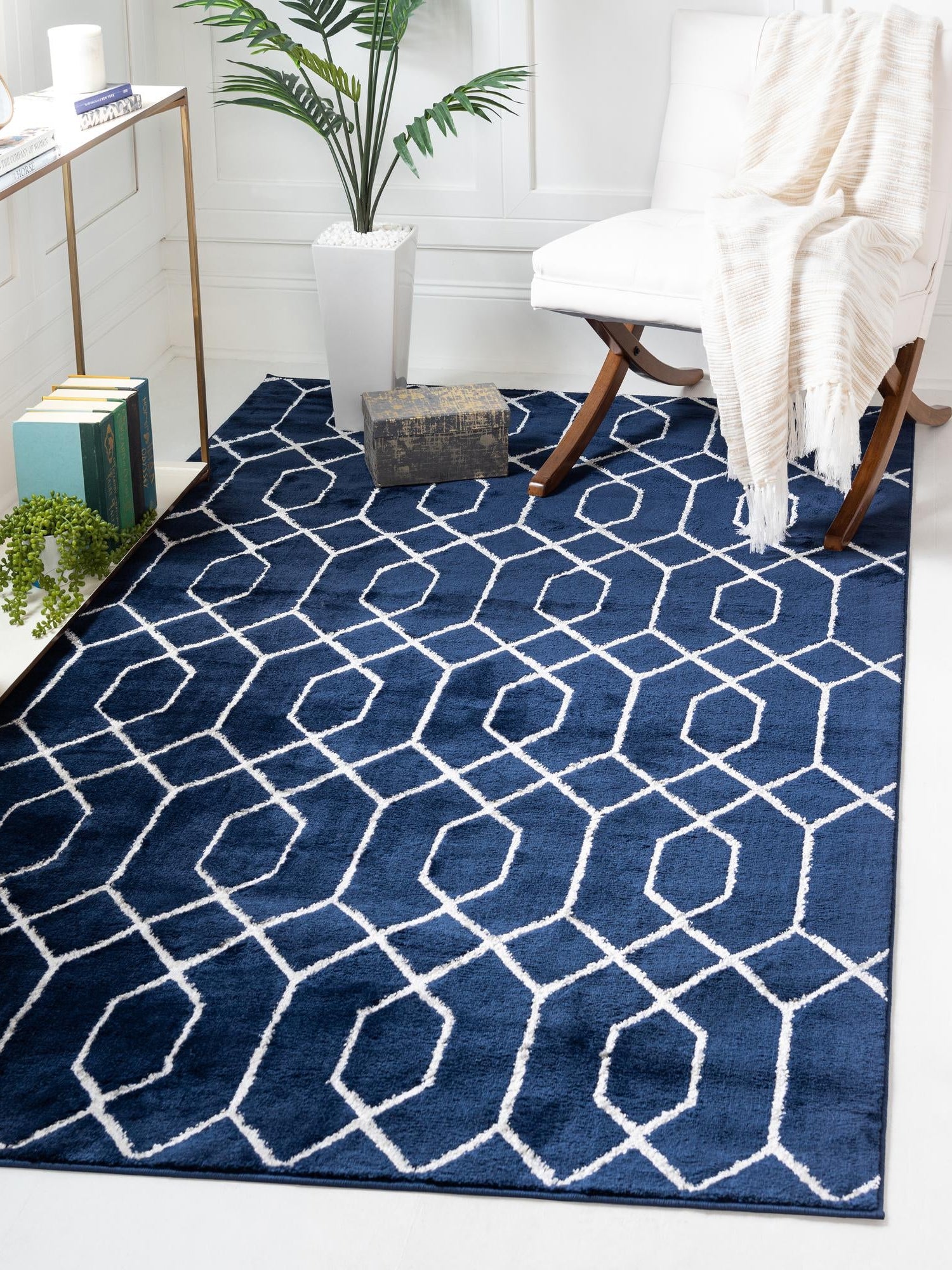Navy Blue Silver 1' 4 x 1' 4 Marilyn Monroe Glam Sample Area Rug 70% Polypropylene & 30% Polyester Vivid Geometric Modern Carpet for Interior Home Decor for Sale at Rug Engine