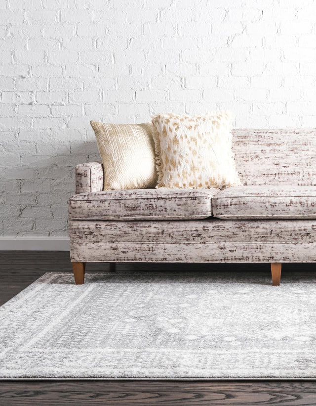 Gray 2' x 3' 1 Rosso Rectangle Area Rug Vintage Distressed Faded Traditional Design Carpet for Unique Home Interior Design for Sale at Rug Engine