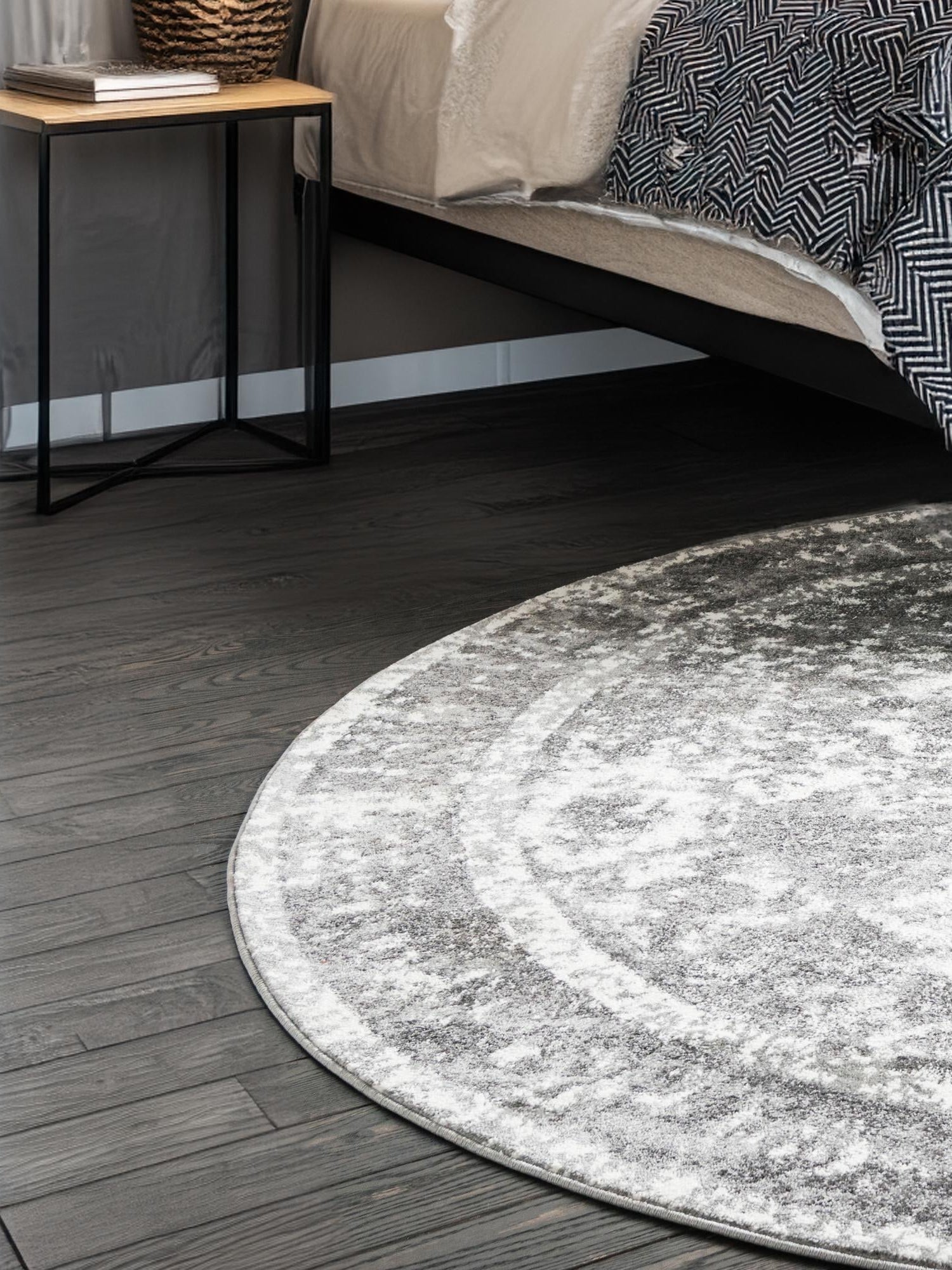 Gray 4' 1 x 4' 1 Rosso Round Area Rug Vintage Distressed Faded Traditional Design Carpet for Unique Home Interior Design for Sale at Rug Engine