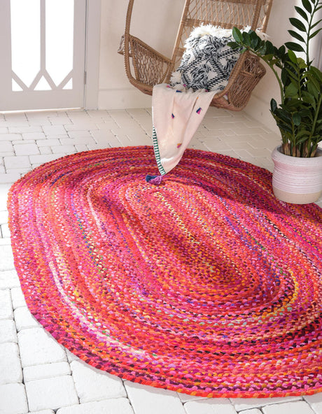 Red 8' x 10' Braided Chindi Oval Rug