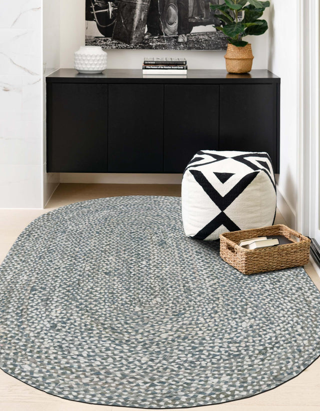 Gray 8' x 10' Braided Chindi Oval Rug