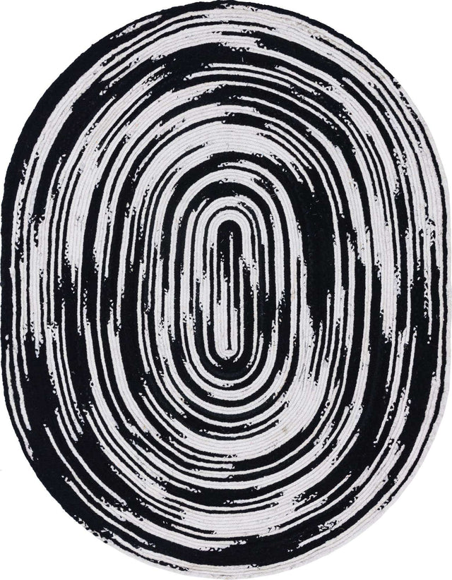 Black and White 8' x 10' Braided Chindi Oval Rug