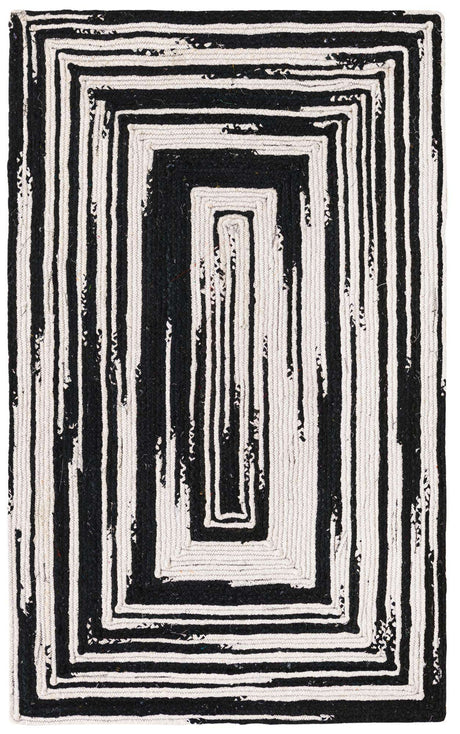 Black and White 5' 1 x 8' Braided Chindi Rectangle Rug