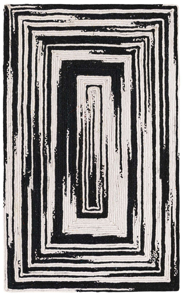 Black and White 5' 1 x 8' Braided Chindi Rectangle Rug
