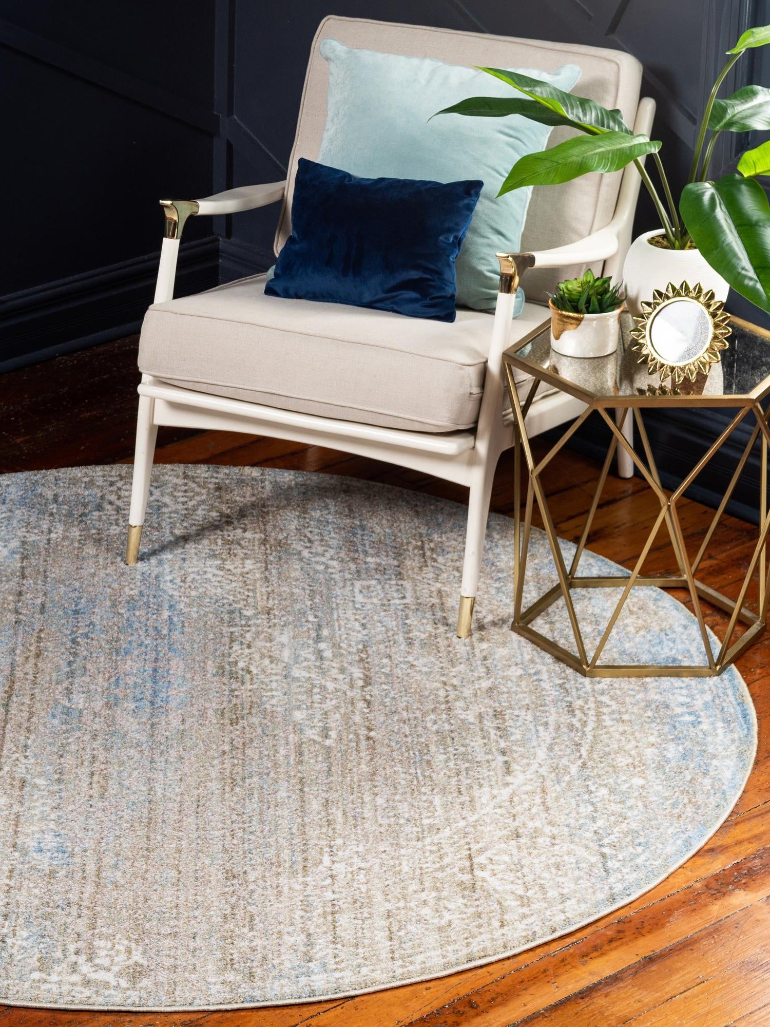 Green 3' 3 x 3' 3 Brighton Round Area Rug 100% Polyester With Jute Backing Vintage Distressed Colorful Traditional Carpet for Interior Room Design for Sale at Rug Engine