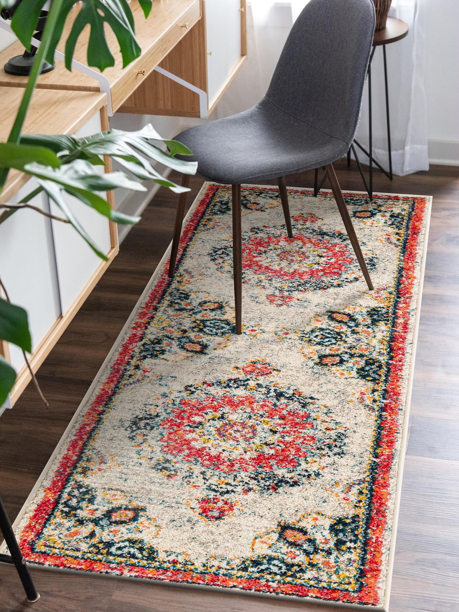 Ivory 2' 7 x 12' Penrose Runner Area Rug