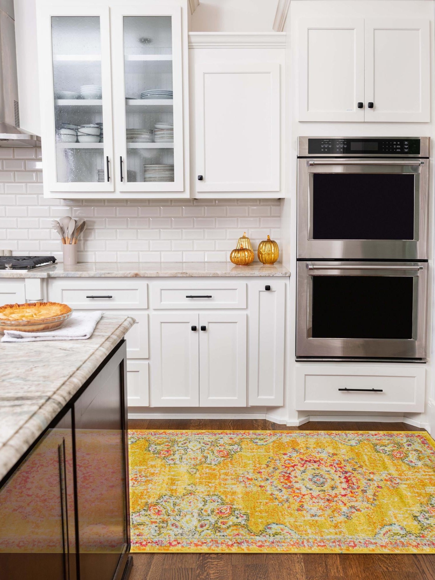 Gold 2' 7 x 16' 5 Penrose Runner Area Rug