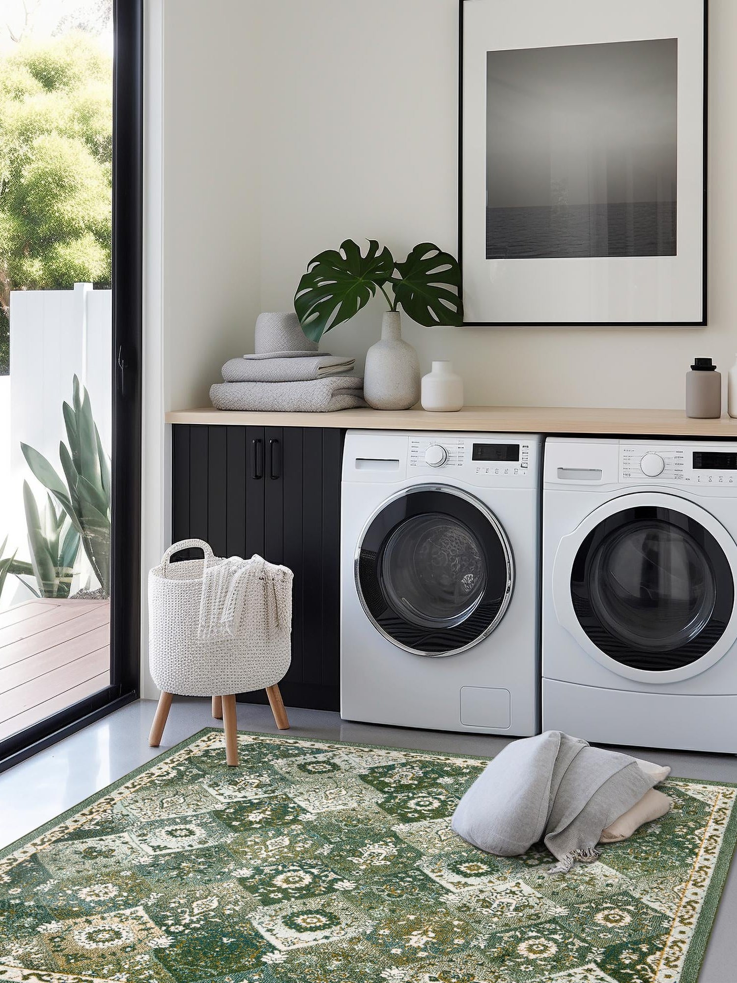 Green 7' 10 x 7' 10 Penrose Square Area Rug