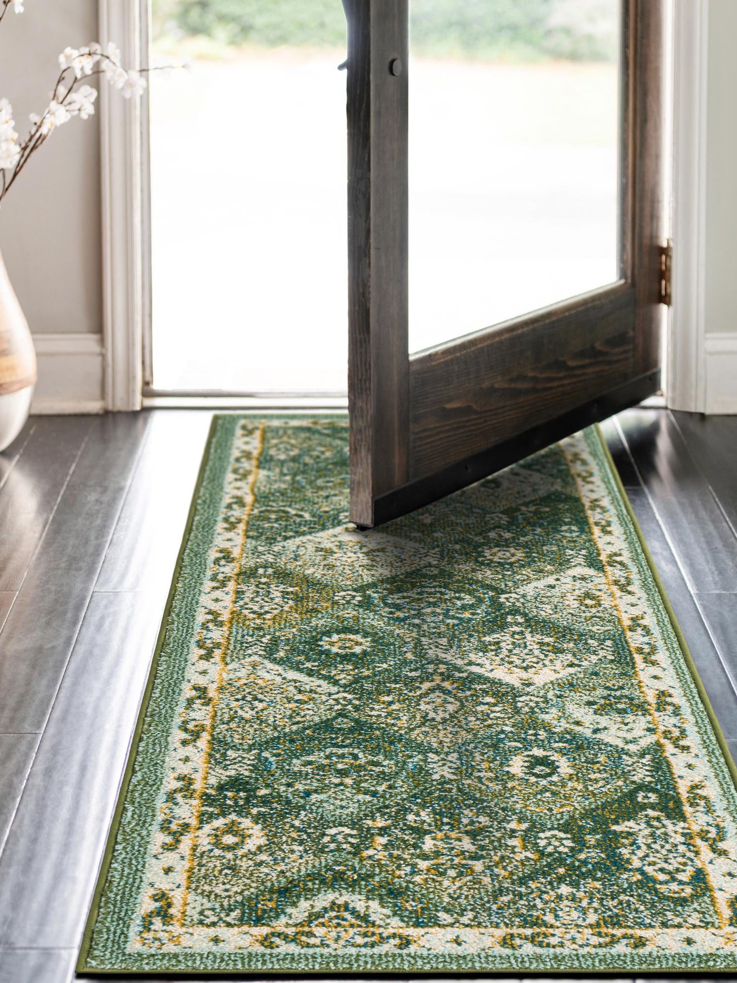 Green 2' 7 x 10' Penrose Runner Area Rug