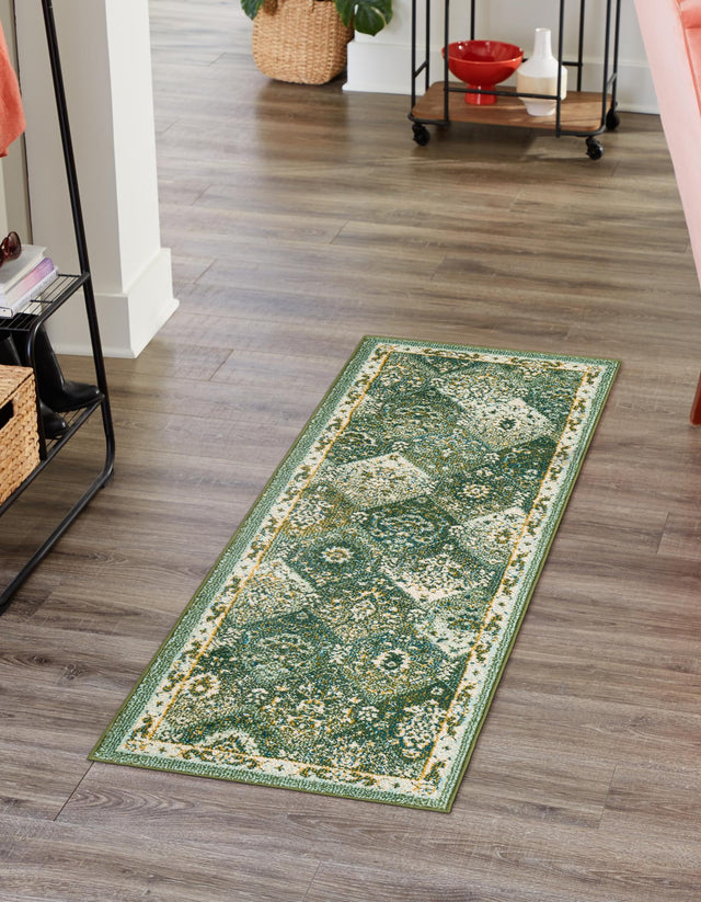 Green 2' 7 x 10' Penrose Runner Area Rug