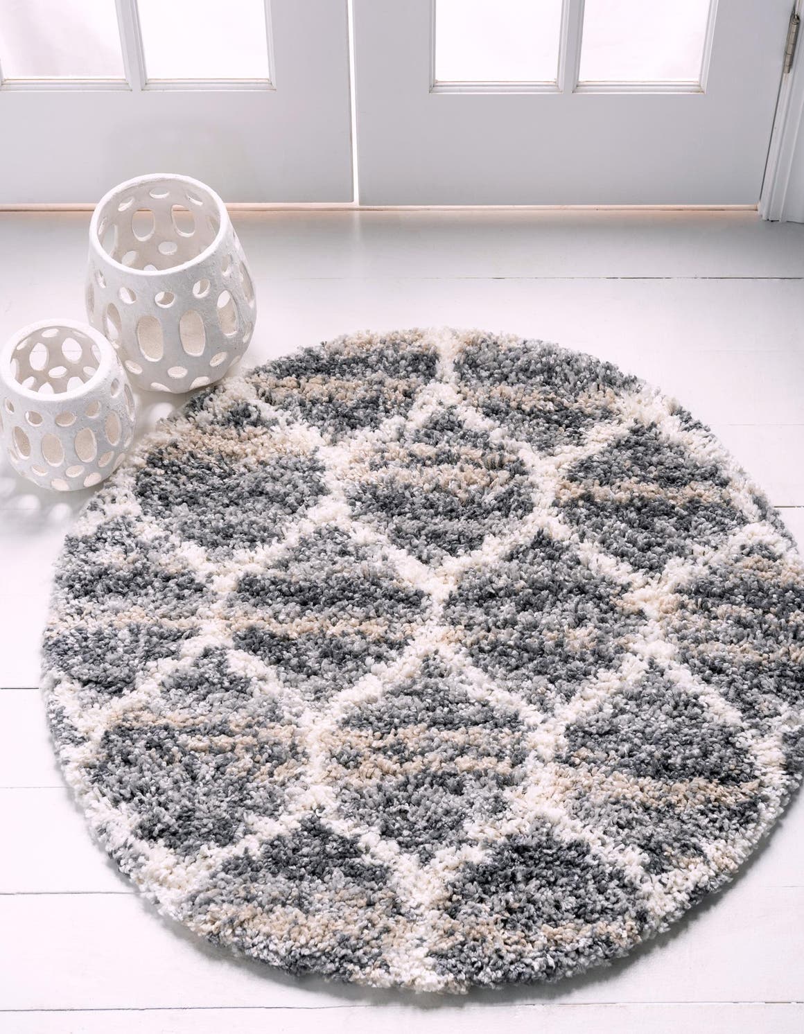 Gray 5' x 5' Hygge Shag Round Area Rug Thick Soft Touch Fluffy & Plush Shaggy Pile 100% Polypropylene With Jute Backing Modern Carpet for Sale at Rug Engine