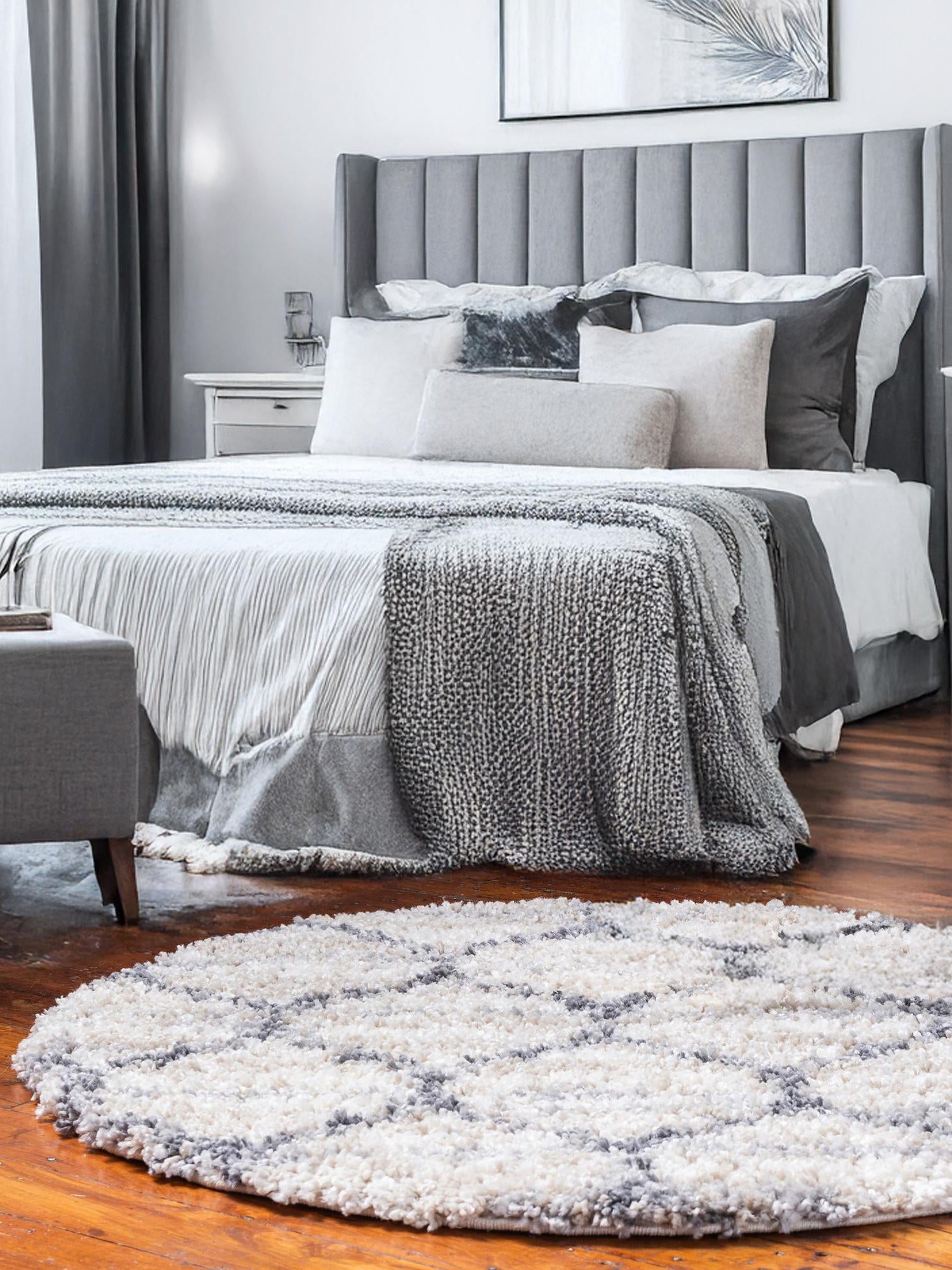 Beige 5' x 5' Hygge Shag Round Area Rug Thick Soft Touch Fluffy & Plush Shaggy Pile 100% Polypropylene With Jute Backing Modern Carpet for Sale at Rug Engine