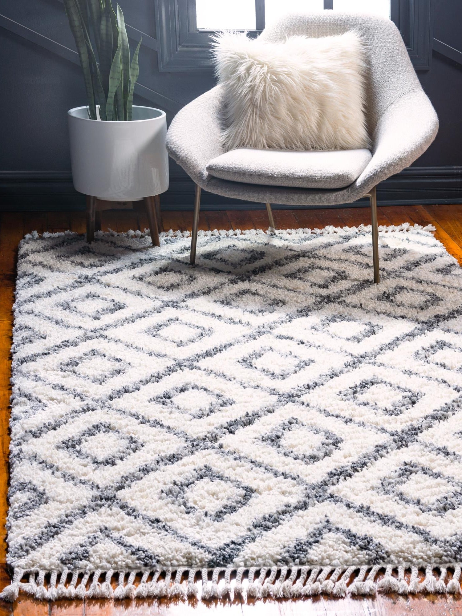 Ivory 5' 1 x 8' Hygge Shag Rectangle Area Rug Thick Soft Touch Fluffy & Plush Shaggy Pile 100% Polypropylene With Jute Backing Modern Carpet for Sale at Rug Engine