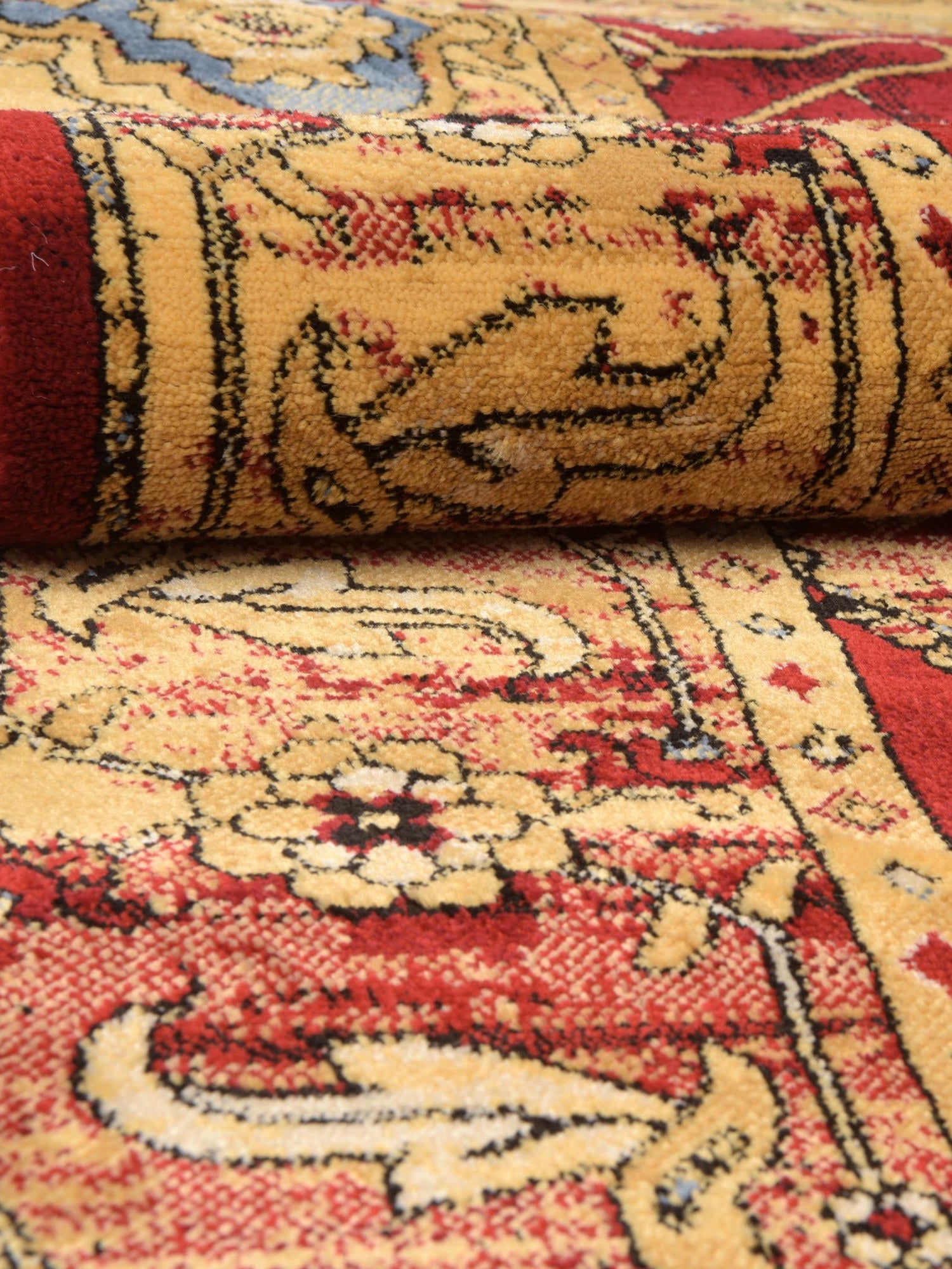 Red 4' x 6' District Rectangle Area Rug 100% Polypropylene Easy Clean Stain Resistant Traditional Pattern Classic Carpet for Indoor Dining Living Office for Sale at Rug Engine