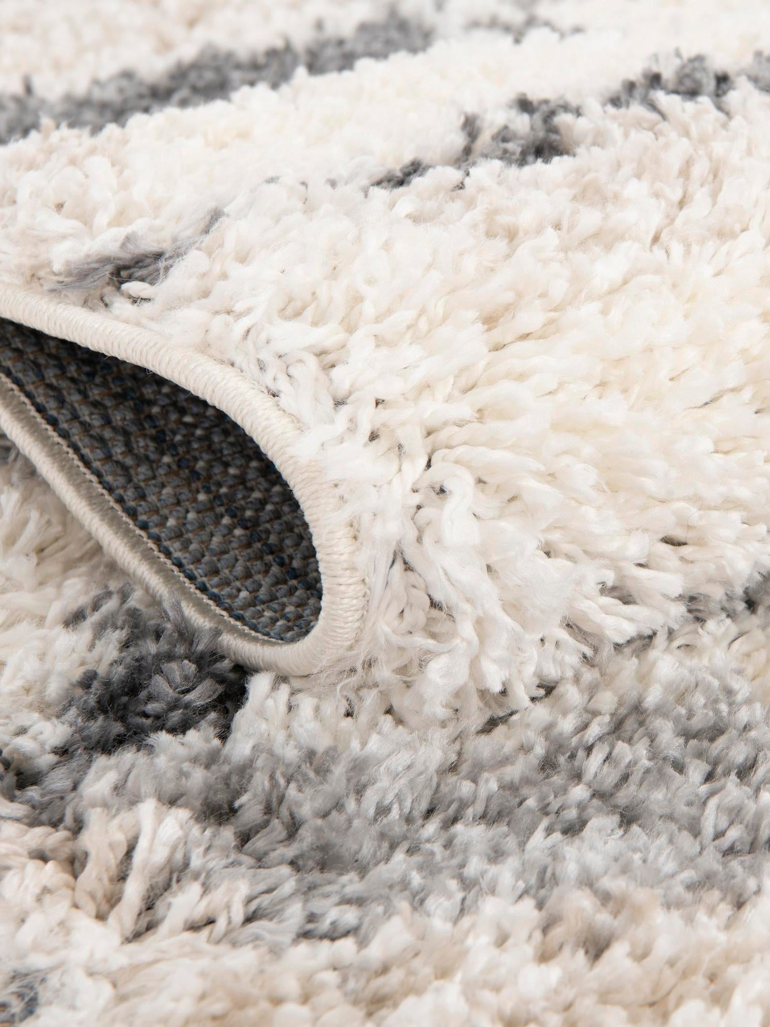 Gray 5' x 5' Hygge Shag Round Area Rug Thick Soft Touch Fluffy & Plush Shaggy Pile 100% Polypropylene With Jute Backing Modern Carpet for Sale at Rug Engine