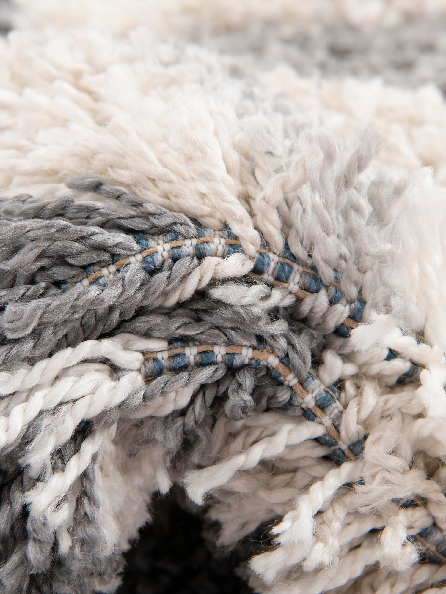 Gray 5' x 5' Hygge Shag Round Area Rug Thick Soft Touch Fluffy & Plush Shaggy Pile 100% Polypropylene With Jute Backing Modern Carpet for Sale at Rug Engine