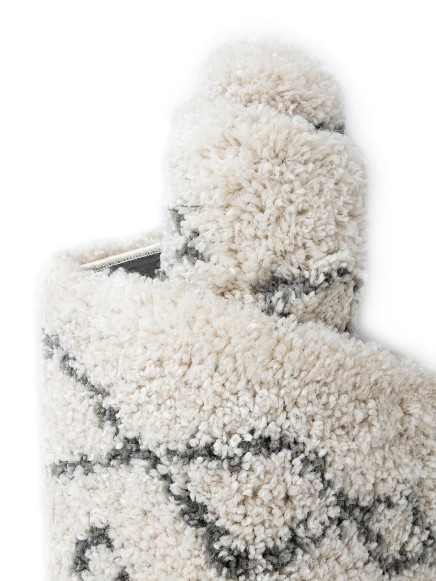 Pure Ivory 9' 10 x 9' 10 Rabat Shag Round Area Rug Thick Soft Touch Fluffy & Plush Shaggy Pile Durable Geometric Carpet for Luxury Interior Design for Sale at Rug Engine