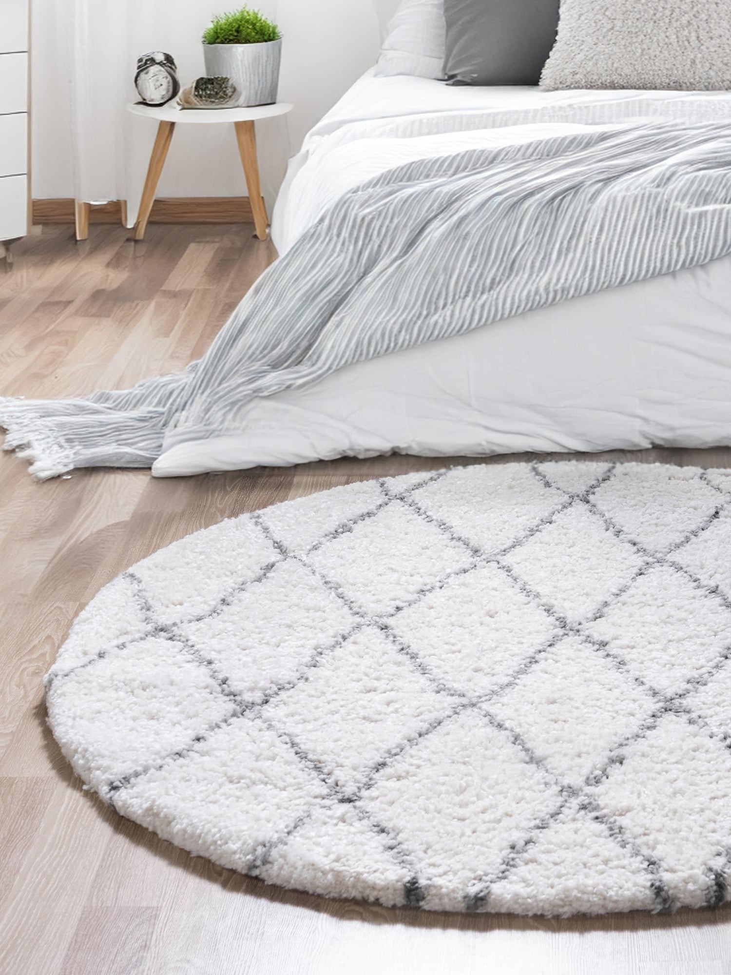 Pure Ivory 5' 3 x 5' 3 Rabat Shag Round Area Rug Thick Soft Touch Fluffy & Plush Shaggy Pile Durable Geometric Carpet for Luxury Interior Design for Sale at Rug Engine