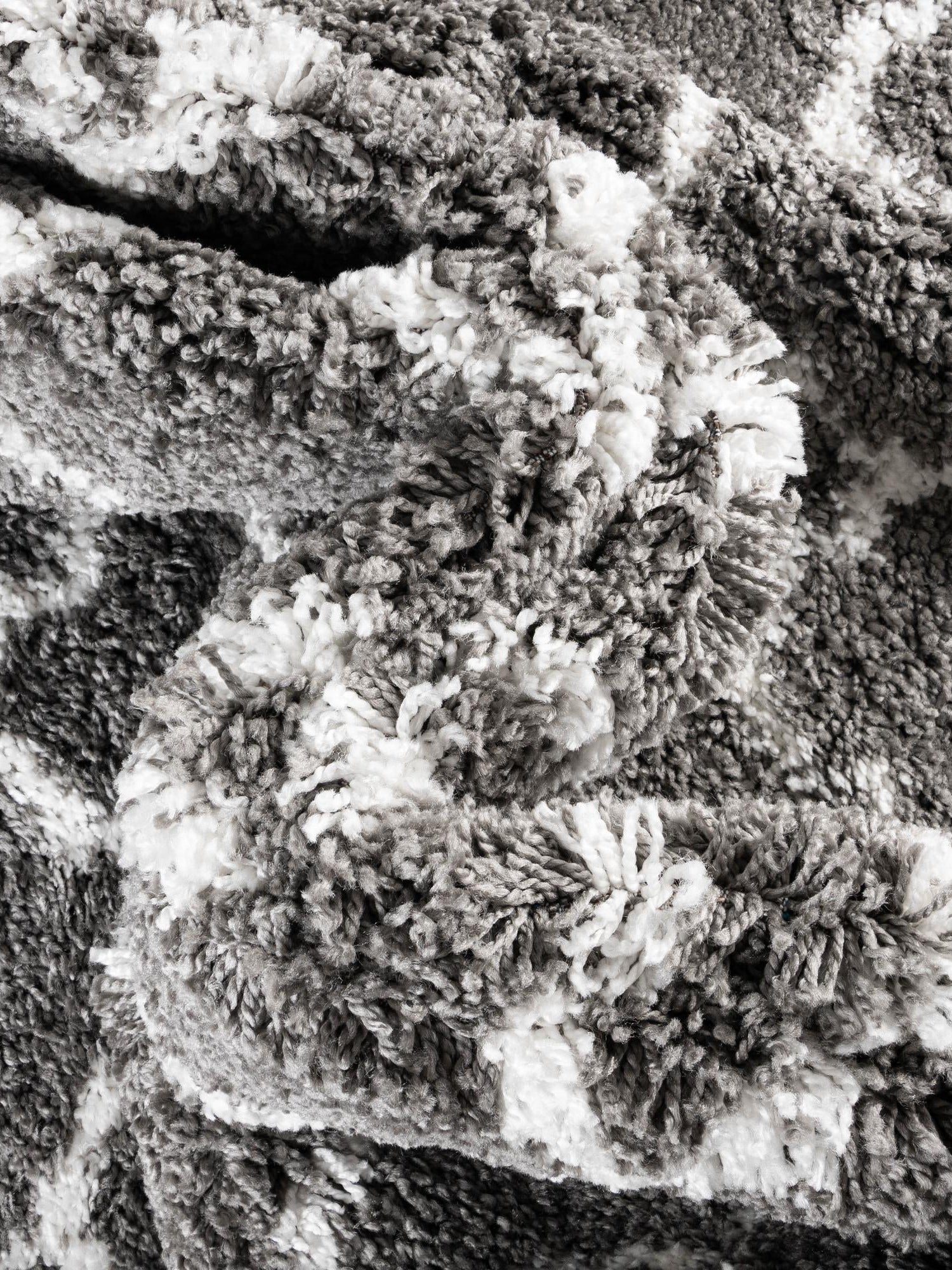 Gray 8' x 8' Rabat Shag Round Area Rug Thick Soft Touch Fluffy & Plush Shaggy Pile Durable Geometric Carpet for Luxury Interior Design for Sale at Rug Engine