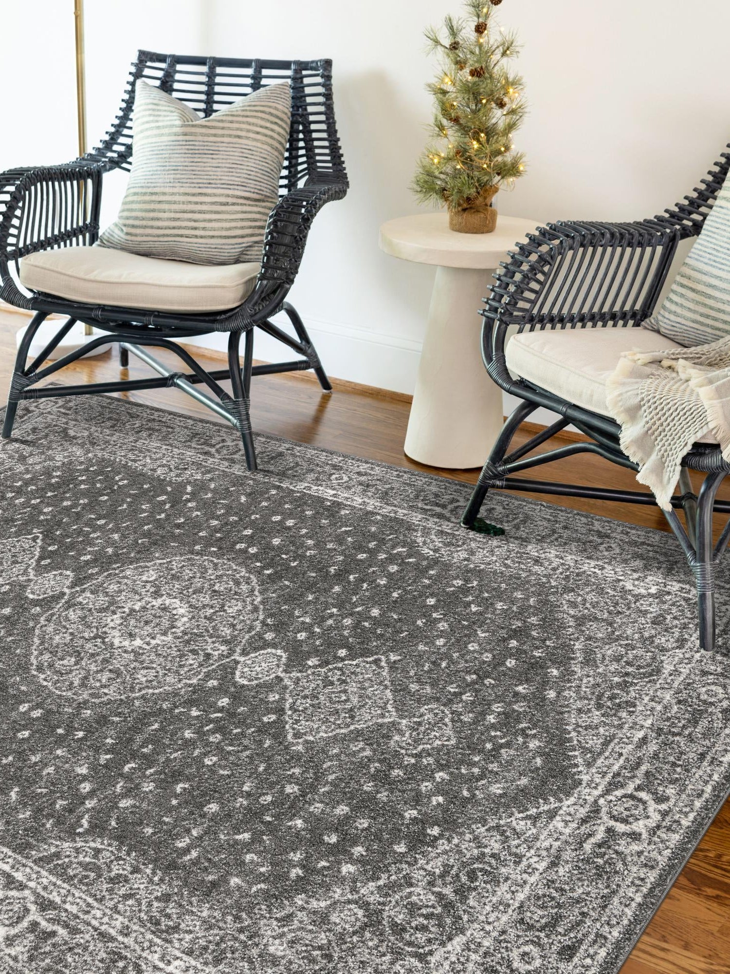 Dark Gray 4' 1 x 6' 1 Bromley Rectangle Area Rug 100% Polypropylene With Cotton Backing Vintage Distressed Colorful Traditional Carpet for Living Dining Rooms Offices for Sale at Rug Engine