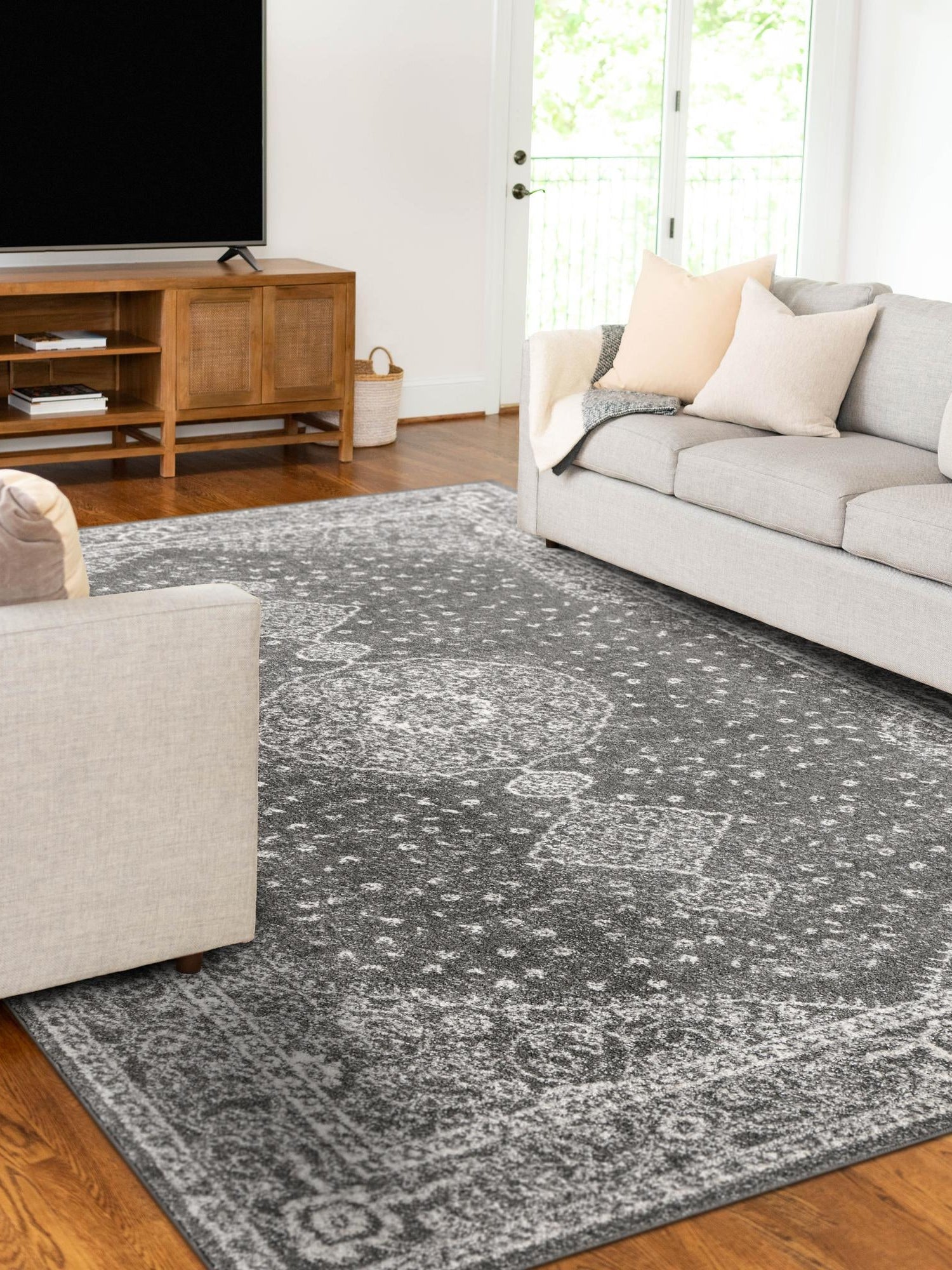 Dark Gray 6' 1 x 9' Bromley Rectangle Area Rug 100% Polypropylene With Cotton Backing Vintage Distressed Colorful Traditional Carpet for Living Dining Rooms Offices for Sale at Rug Engine