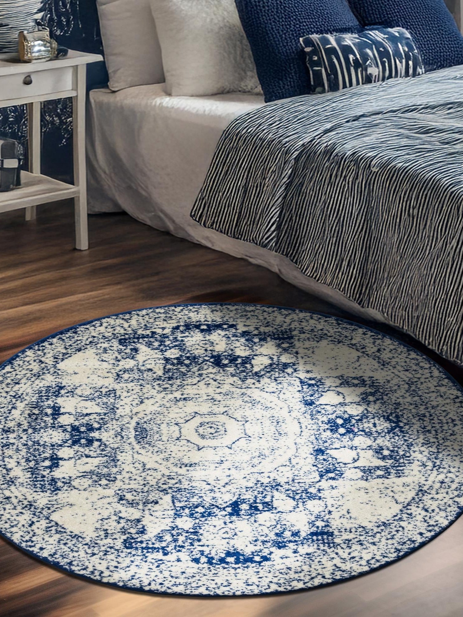 Ivory and Blue 3' 1 x 3' 1 Bromley Round Area Rug 100% Polypropylene With Cotton Backing Vintage Distressed Colorful Traditional Carpet for Living Dining Rooms Offices for Sale at Rug Engine