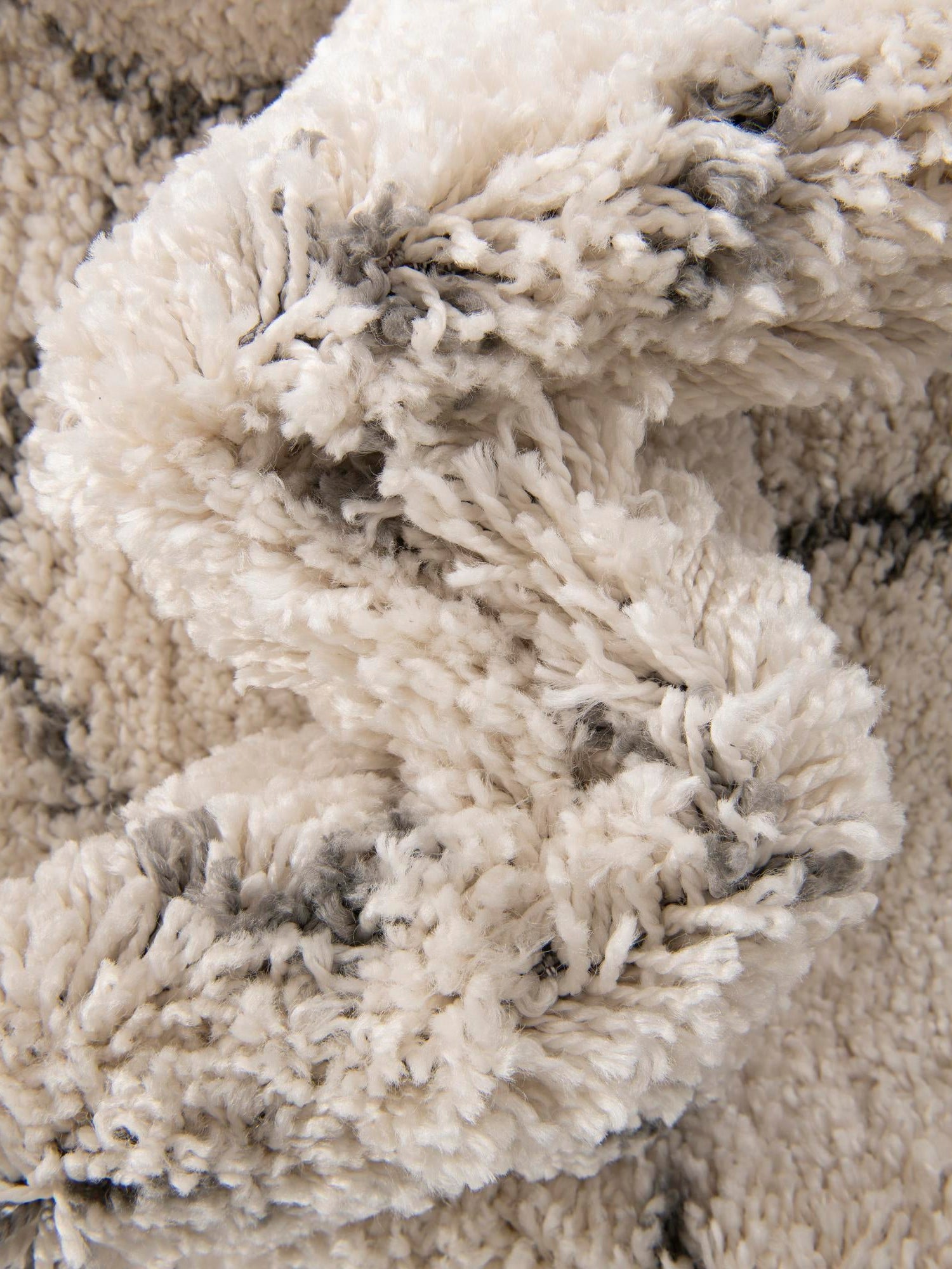 Ivory 2' x 4' 1 Rabat Shag Runner Area Rug Thick Soft Touch Fluffy & Plush Shaggy Pile Durable Geometric Carpet for Luxury Interior Design for Sale at Rug Engine