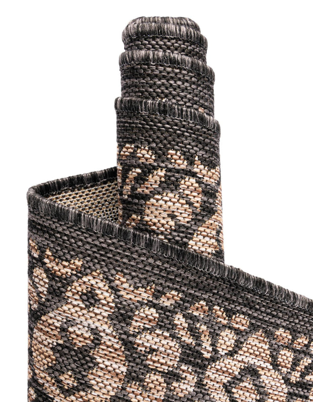 Charcoal Gray 4' 1 x 4' 1 Outdoor Border Round Rug