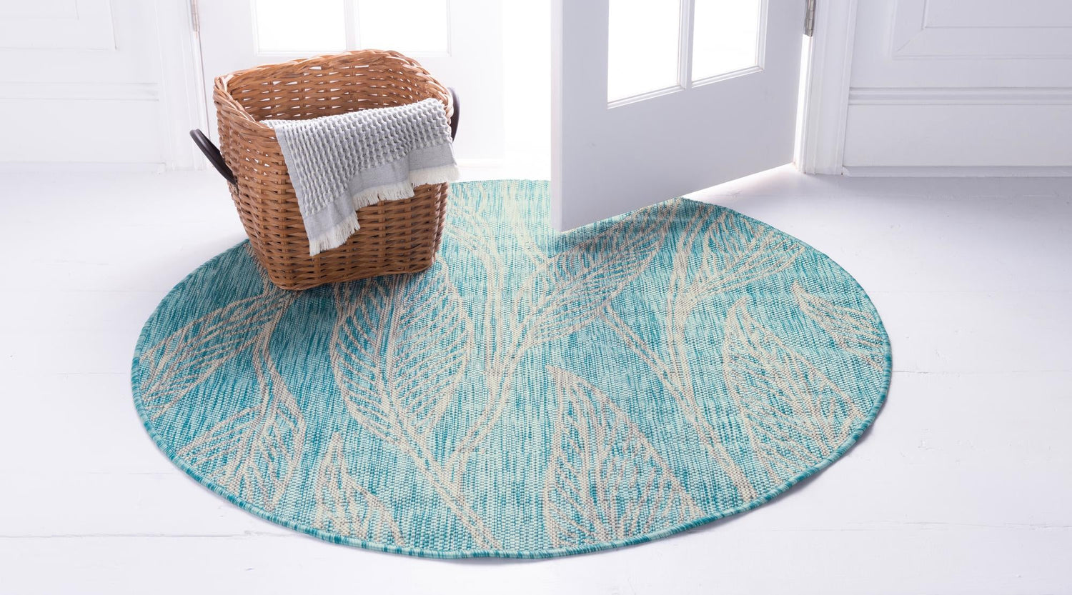 Light Aqua 13' 1 x 13' 1 Outdoor Botanical Round Area Rug Weather Resistant for Patio, Deck, Terrace, Balcony, Porch Polypropylene Garden Floral Tropical Carpet for Sale at Rug Engine
