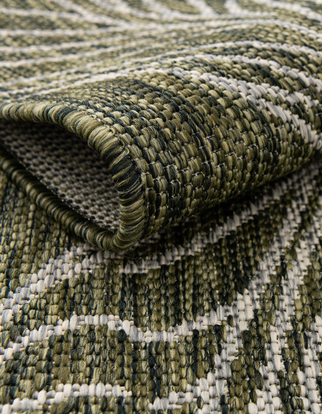 Green 4' 1 x 4' 1 Outdoor Botanical Round Area Rug Weather Resistant for Patio, Deck, Terrace, Balcony, Porch Polypropylene Garden Floral Tropical Carpet for Sale at Rug Engine