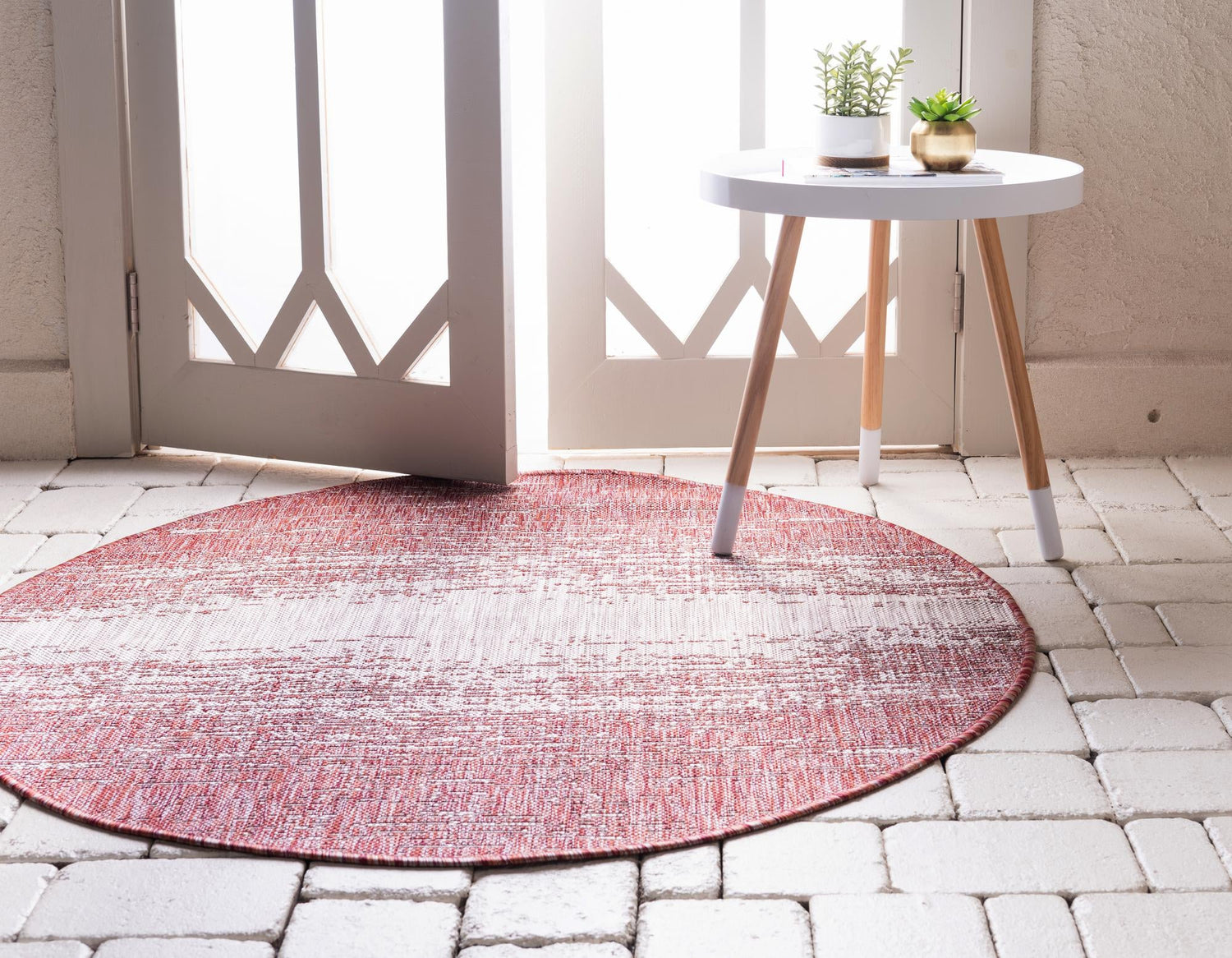 Rust Red 10' 8 x 10' 8 Outdoor Modern Round Area Rug Weather Resistant for Patio, Deck, Terrace, Balcony, Porch 100% Polypropylene Modern Outside Carpet for Sale at Rug Engine