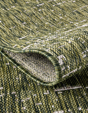 Green 4' 1 x 4' 1 Outdoor Modern Round Area Rug Weather Resistant for Patio, Deck, Terrace, Balcony, Porch