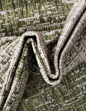 Green 13' 1 x 13' 1 Outdoor Modern Round Area Rug Weather Resistant for Patio, Deck, Terrace, Balcony, Porch 100% Polypropylene Modern Outside Carpet for Sale at Rug Engine