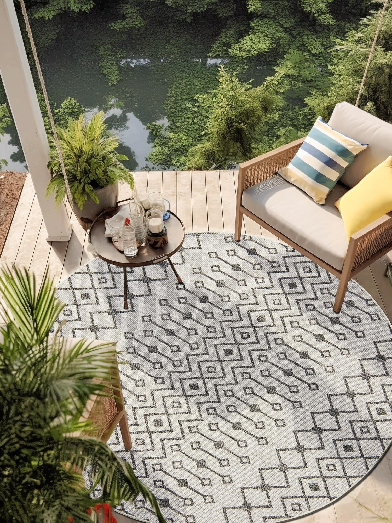 Gray 4' 1 x 4' 1 Outdoor Trellis Round Area Rug Weather Resistant for Patio, Deck, Terrace, Balcony, Porch Geometric Design Water Safe Outside Carpet for Sale at Rug Engine