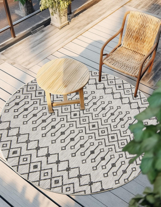 Gray 4' 1 x 4' 1 Outdoor Trellis Round Area Rug Weather Resistant for Patio, Deck, Terrace, Balcony, Porch Geometric Design Water Safe Outside Carpet for Sale at Rug Engine