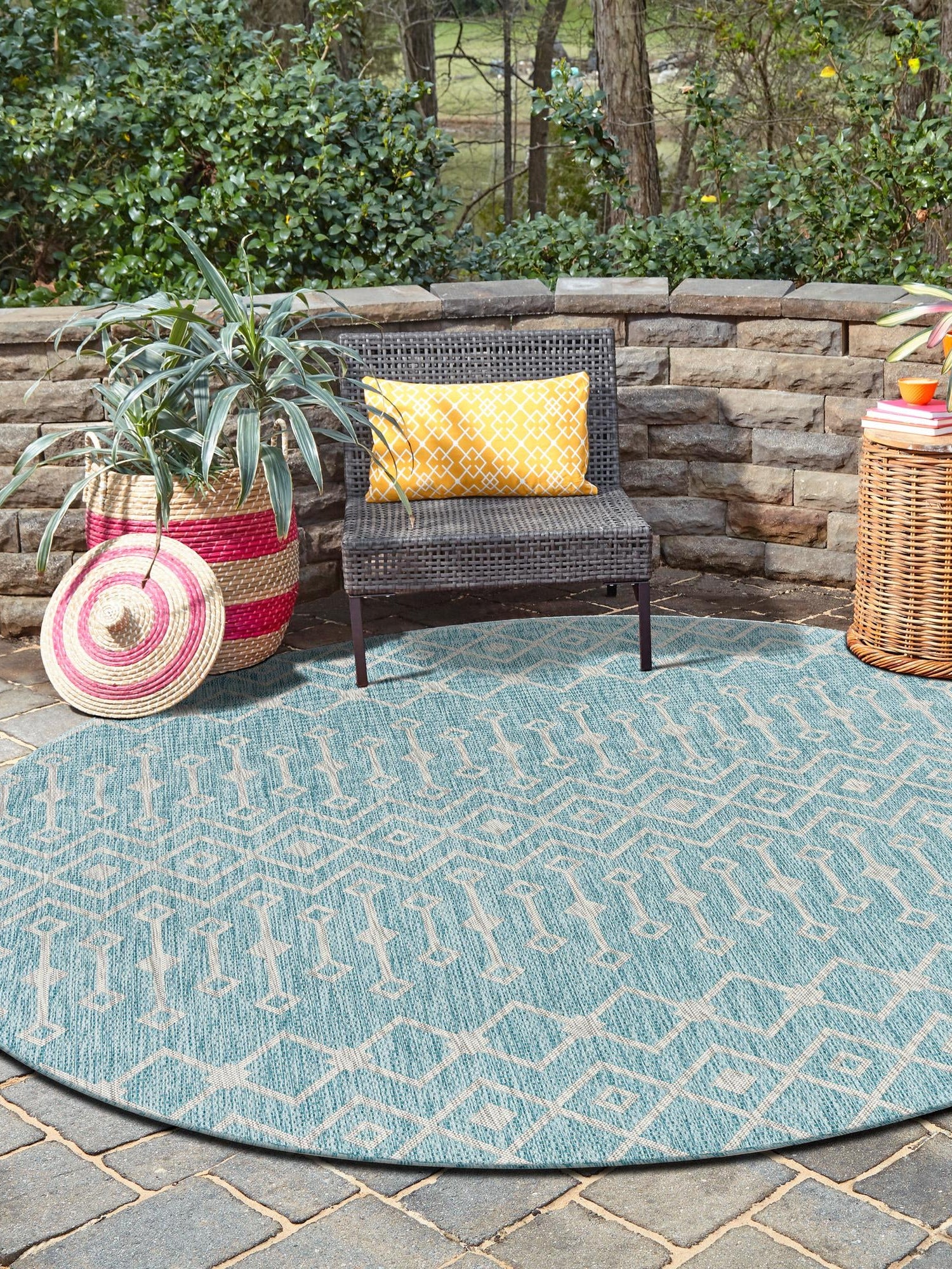 Aqua 10' 8 x 10' 8 Outdoor Trellis Round Area Rug Weather Resistant for Patio, Deck, Terrace, Balcony, Porch Geometric Design Water Safe Outside Carpet for Sale at Rug Engine