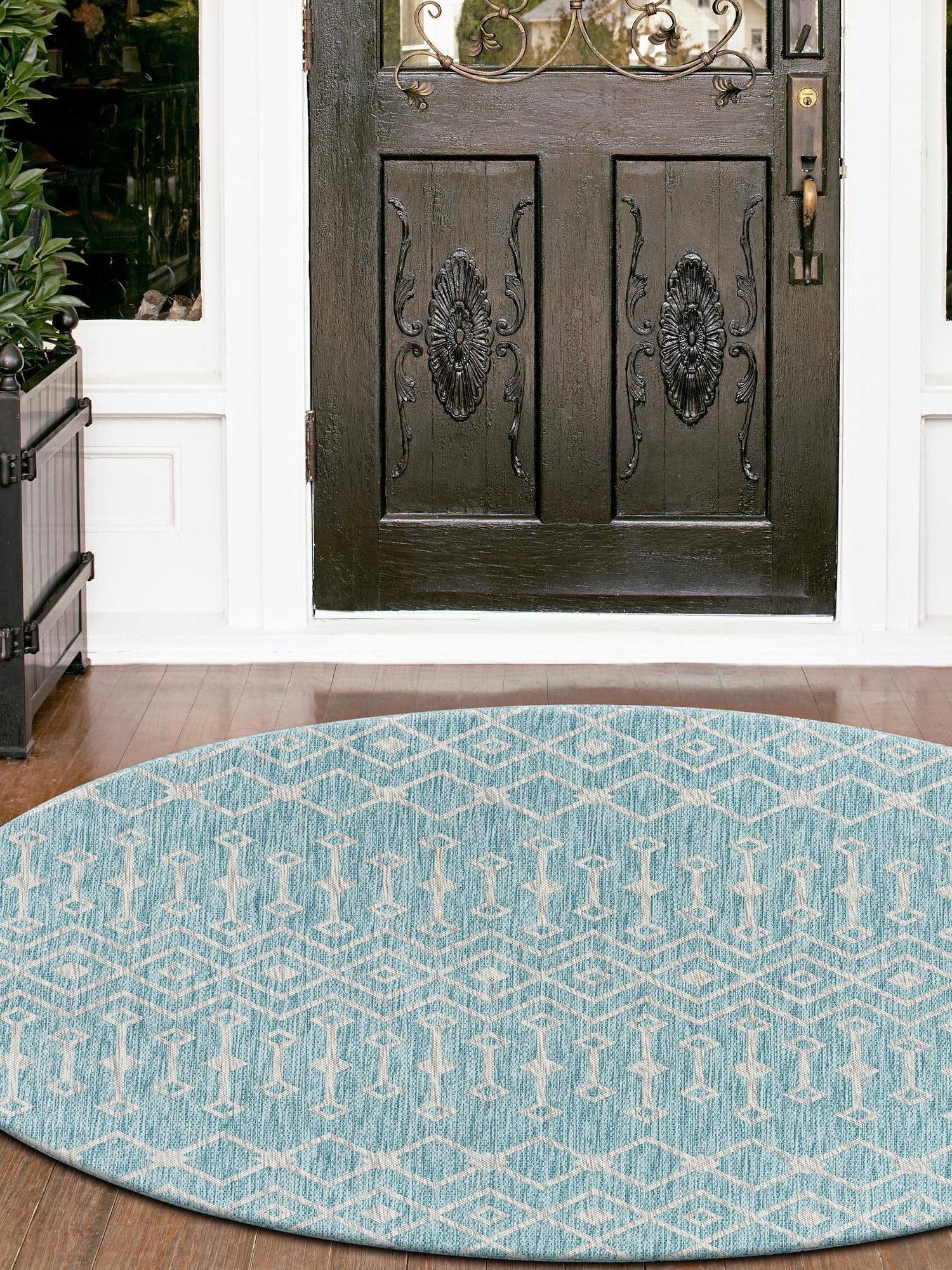 Aqua 13' 1 x 13' 1 Outdoor Trellis Round Area Rug Weather Resistant for Patio, Deck, Terrace, Balcony, Porch Geometric Design Water Safe Outside Carpet for Sale at Rug Engine