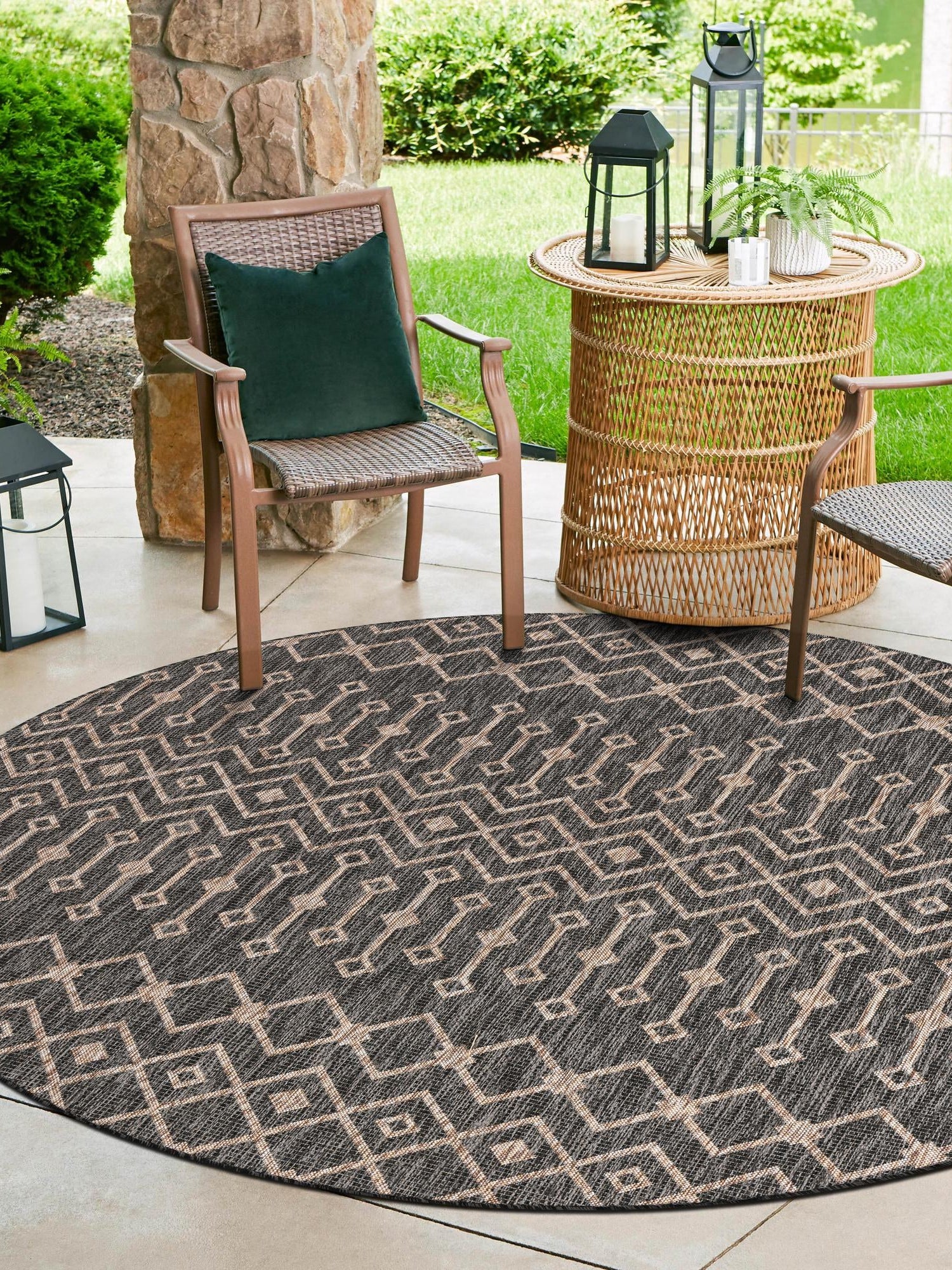 Charcoal Gray 4' 1 x 4' 1 Outdoor Trellis Round Area Rug Weather Resistant for Patio, Deck, Terrace, Balcony, Porch Geometric Design Water Safe Outside Carpet for Sale at Rug Engine
