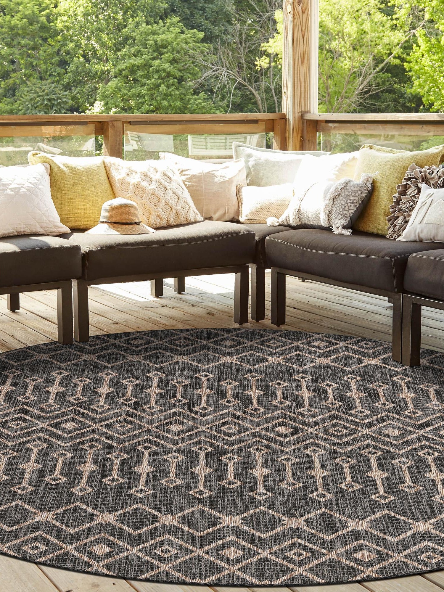 Charcoal Gray 4' 1 x 4' 1 Outdoor Trellis Round Area Rug Weather Resistant for Patio, Deck, Terrace, Balcony, Porch Geometric Design Water Safe Outside Carpet for Sale at Rug Engine