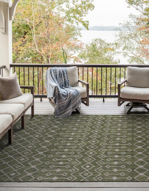 Green 4' 1 x 6' 1 Outdoor Trellis Rectangle Area Rug Weather Resistant for Patio, Deck, Terrace, Balcony, Porch Geometric Design Water Safe Outside Carpet for Sale at Rug Engine