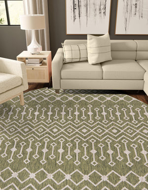 Green 3' 1 x 3' 1 Outdoor Trellis Round Area Rug Weather Resistant for Patio, Deck, Terrace, Balcony, Porch Geometric Design Water Safe Outside Carpet for Sale at Rug Engine