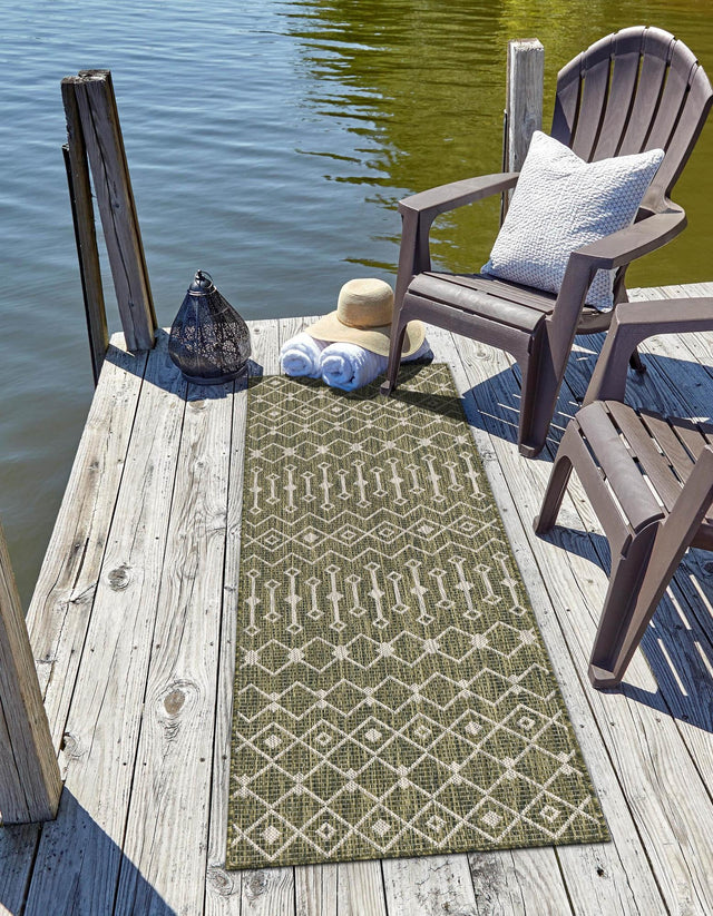 Green 2' x 6' 1 Outdoor Trellis Runner Area Rug Weather Resistant for Patio, Deck, Terrace, Balcony, Porch Geometric Design Water Safe Outside Carpet for Sale at Rug Engine