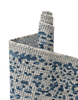 Blue 5' 3 x 8' Outdoor Traditional Rectangle Area Rug Weather Resistant for Patio, Deck, Terrace, Balcony, Porch