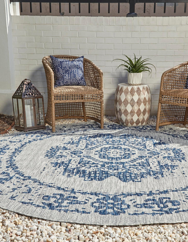 Blue 10' 8 x 10' 8 Outdoor Traditional Round Area Rug Weather Resistant for Patio, Deck, Terrace, Balcony, Porch