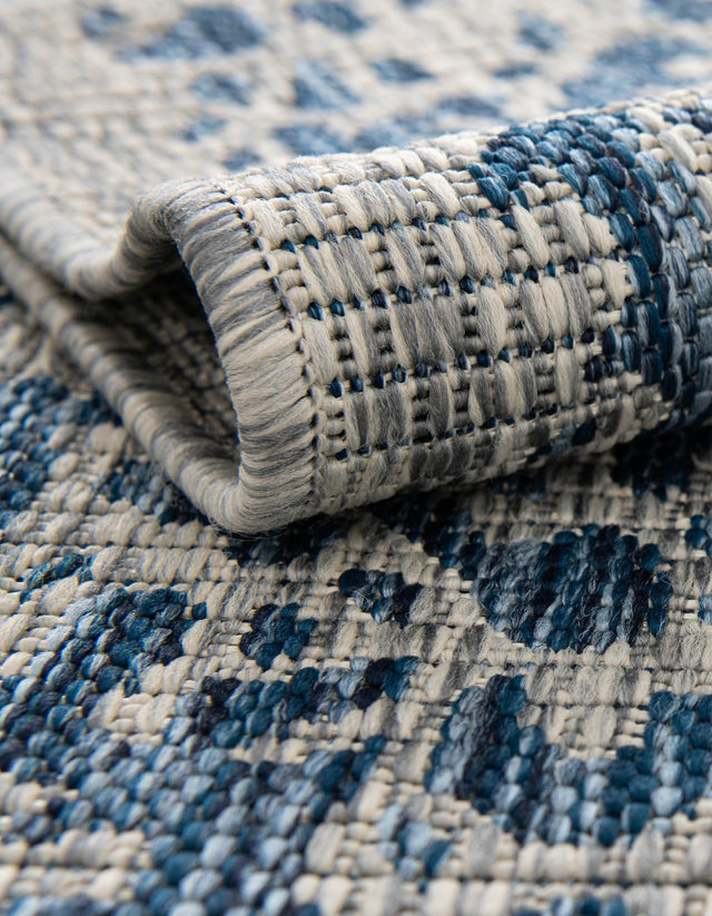Blue 10' 8 x 10' 8 Outdoor Traditional Round Area Rug Weather Resistant for Patio, Deck, Terrace, Balcony, Porch