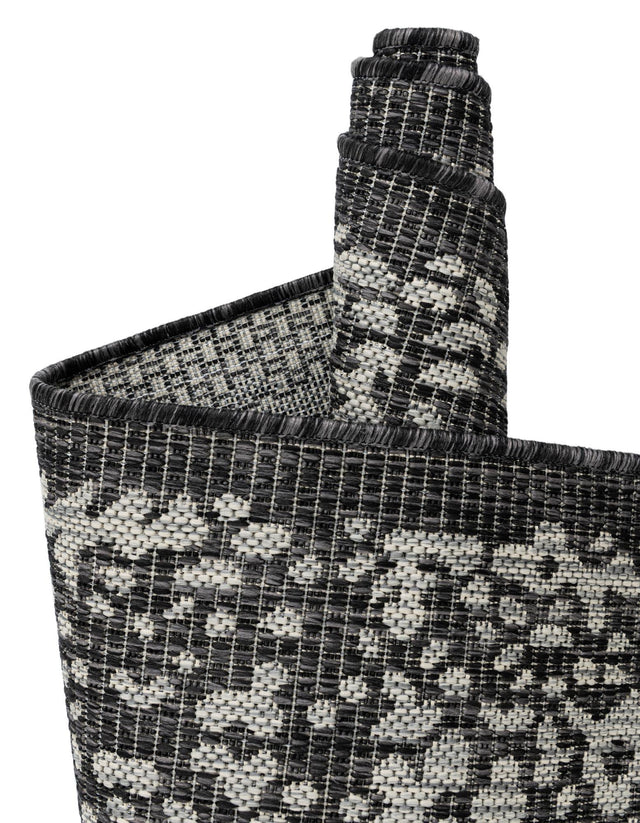 Charcoal Gray 6' 1 x 9' Outdoor Traditional Rectangle Area Rug Weather Resistant for Patio, Deck, Terrace, Balcony, Porch