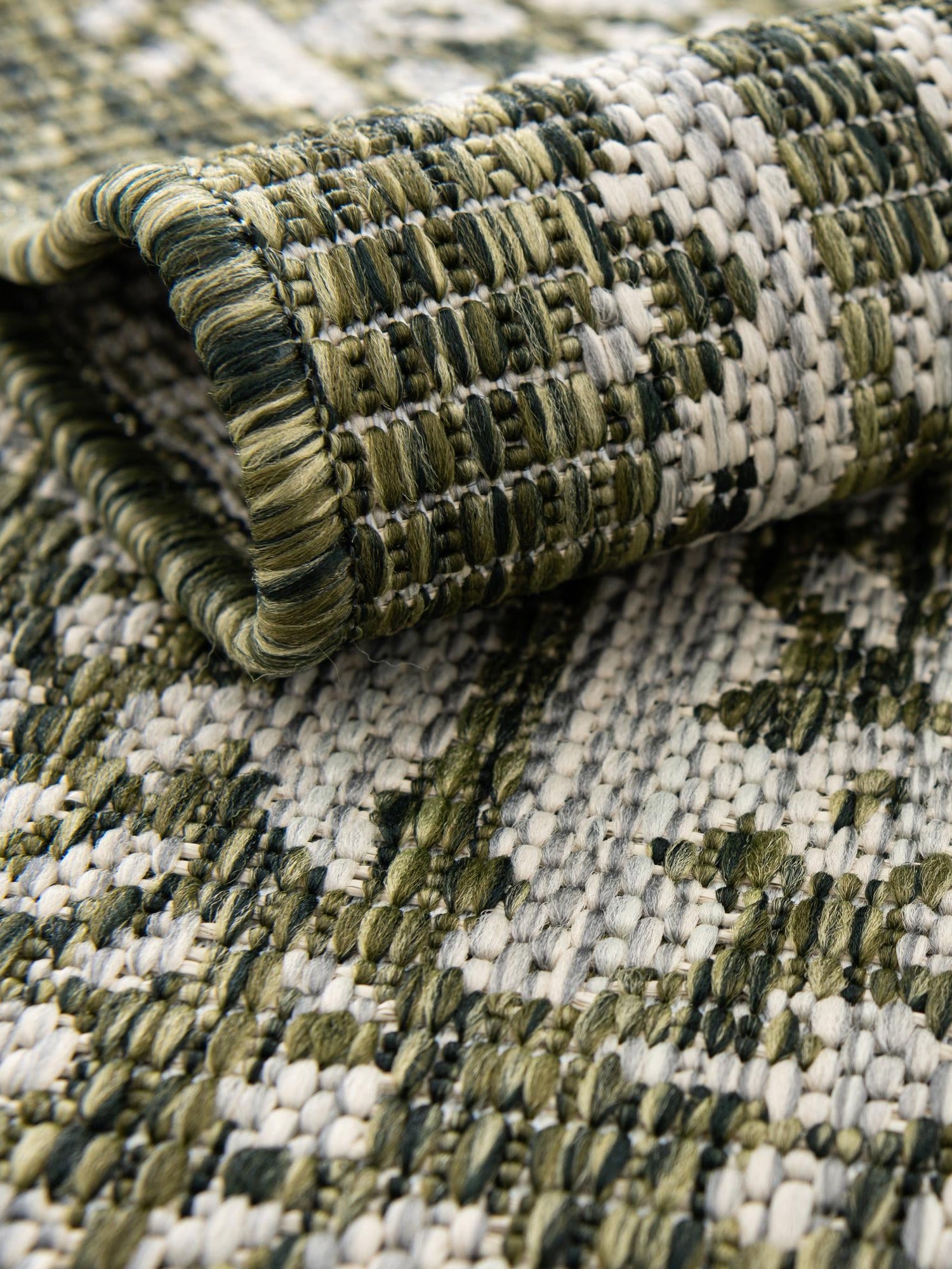 Green 7' 10 x 11' Outdoor Traditional Rectangle Area Rug Weather Resistant for Patio, Deck, Terrace, Balcony, Porch