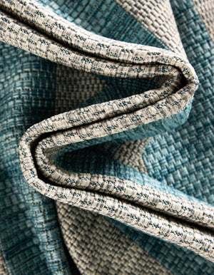 Light Aqua 4' 1 x 4' 1 Outdoor Striped Round Area Rug Weather Resistant for Patio, Deck, Terrace, Balcony, Porch